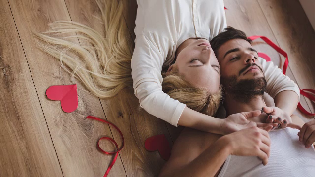 Cum se pregătesc magazinele și restaurantele de Valentine's Day