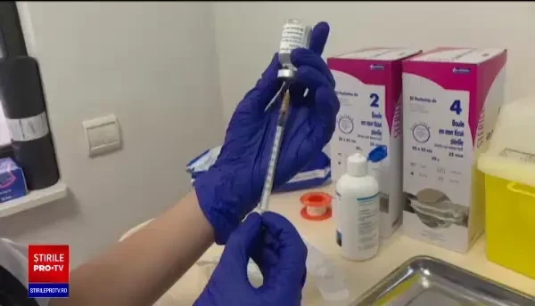 Vaccinarea anti-Covid ar putea deveni sezonieră. Experții britanici sugerează o a treia doză, în toamnă