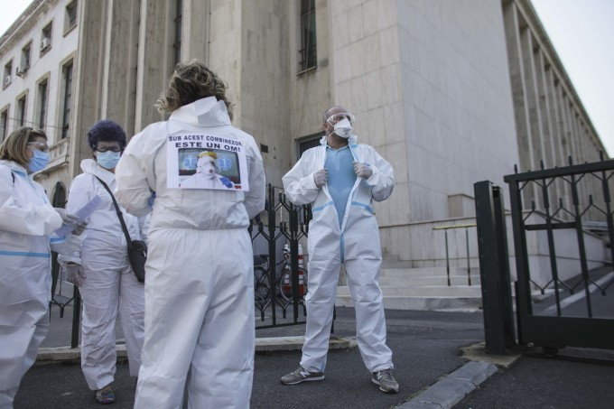 Sindicaliştii Sanitas anunţă proteste începând de joi. Ce îi nemulțumește