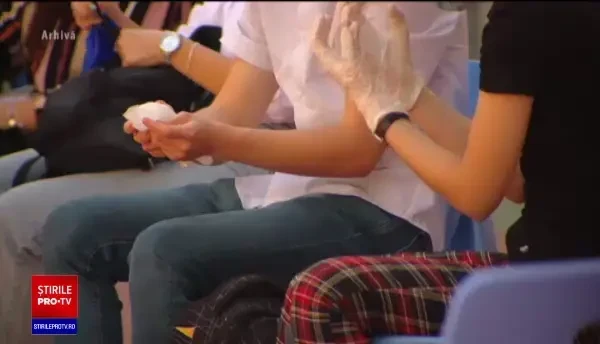 Obligativitatea purtării măștii ar putea să fie eliminată de la orele de sport. Ce spun specialiştii