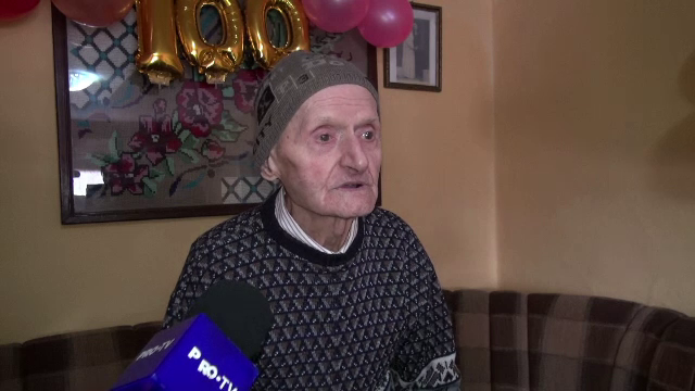 Povestea unui veteran de război, ajuns la vârsta de 100 de ani. Cum l-a întâlnit pe Mareşalul Antonescu