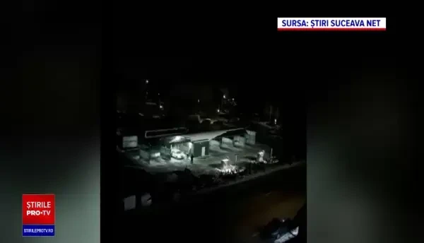 O polițistă din Suceava a trezit oamenii la ora 1:00 cu indicațiile prin stație pentru colegul care spăla mașina. Ce a urmat