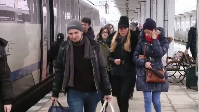Gratuitatea la tren pentru studenți, înlocuită cu o reducere de 50%. Proteste în mai multe orașe din țară