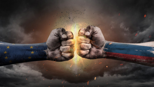 Rusia, gata să rupă legăturile cu UE. "Dacă vrei pace, pregăteşte-te de război!"