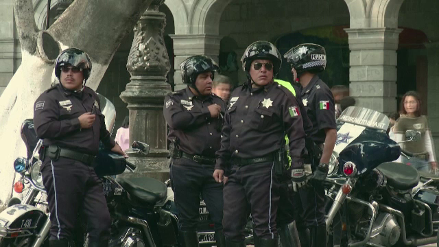 Doi dintre mexicanii bănuiți că ar avea legături cu mafia română din Cancun au avut acces la președintele Mexicului