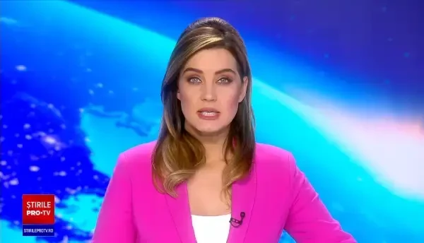 Incident șocant în Argeș. Un bărbat a avariat o mașină, după care l-a lovit și pe proprietarul acesteia