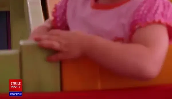 Dialog șocant la 112. Doi părinți care au sunat la Ambulanță pentru bebelușul lor au primit reproșuri în loc de ajutor