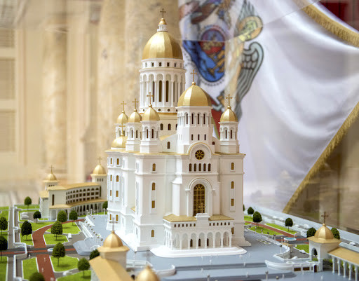 Aproximativ 90% din fondurile Bisericii, tăiate de Guvern. Bugetul privind salarizarea preoților a crescut