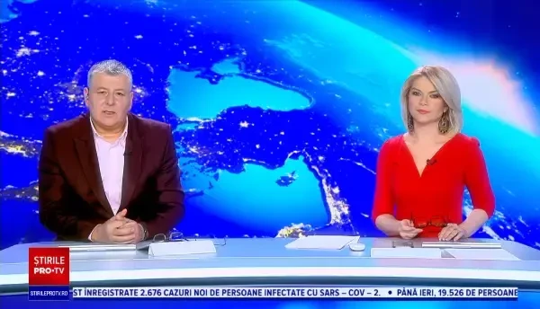 Clipe de groază în Sibiu. Un autocar cu 30 de pasageri a luat foc în trafic