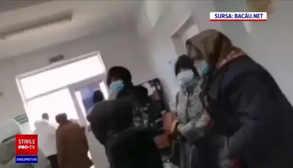 Scandal la Oftalmologie, în Spitalul Bacău. Pacienții au fost scoși afară la -7 grade C