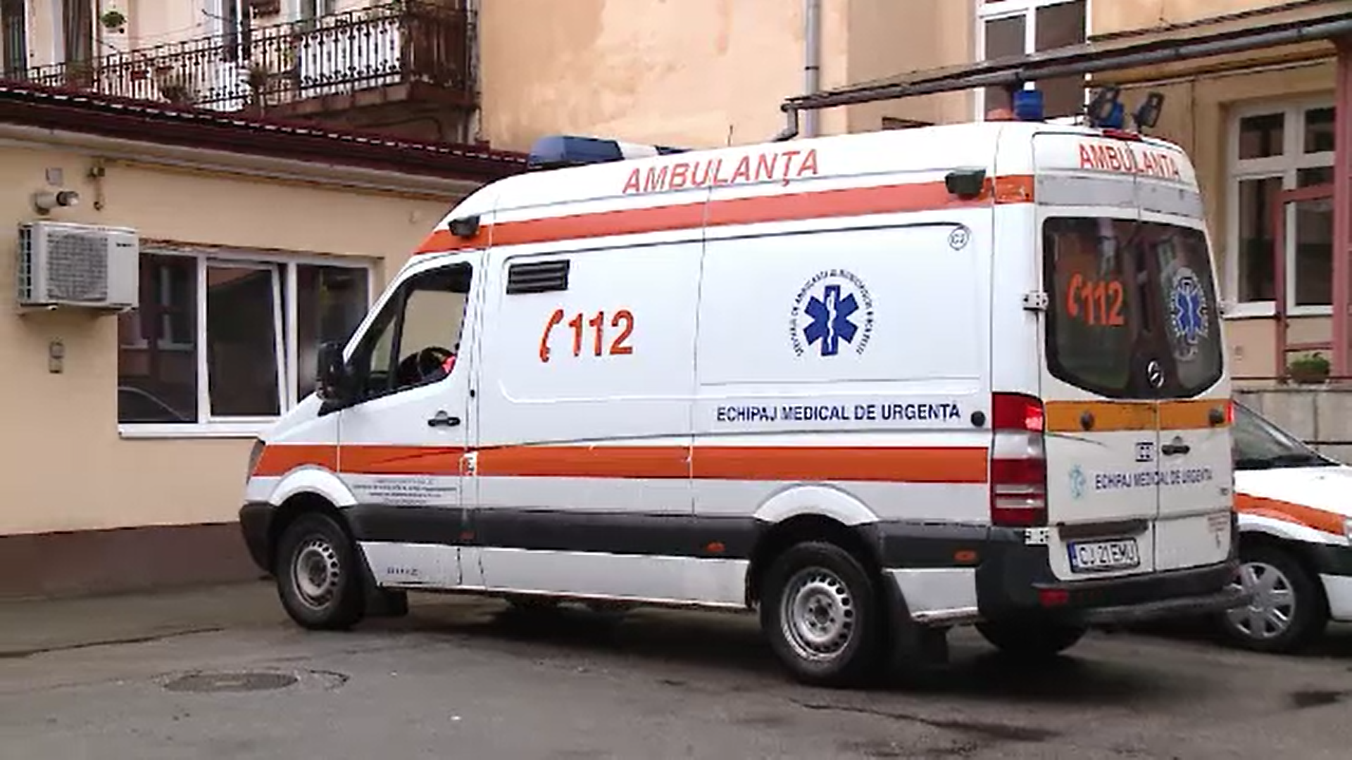 Doi copii s-au ales cu arsuri grave în urma unui incendiu pe care tot ei l-au provocat