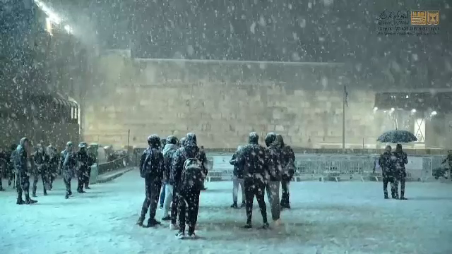 Zăpada a pus stăpânire pe locurile sfinte din Ierusalim. Cum au reacționat localnicii