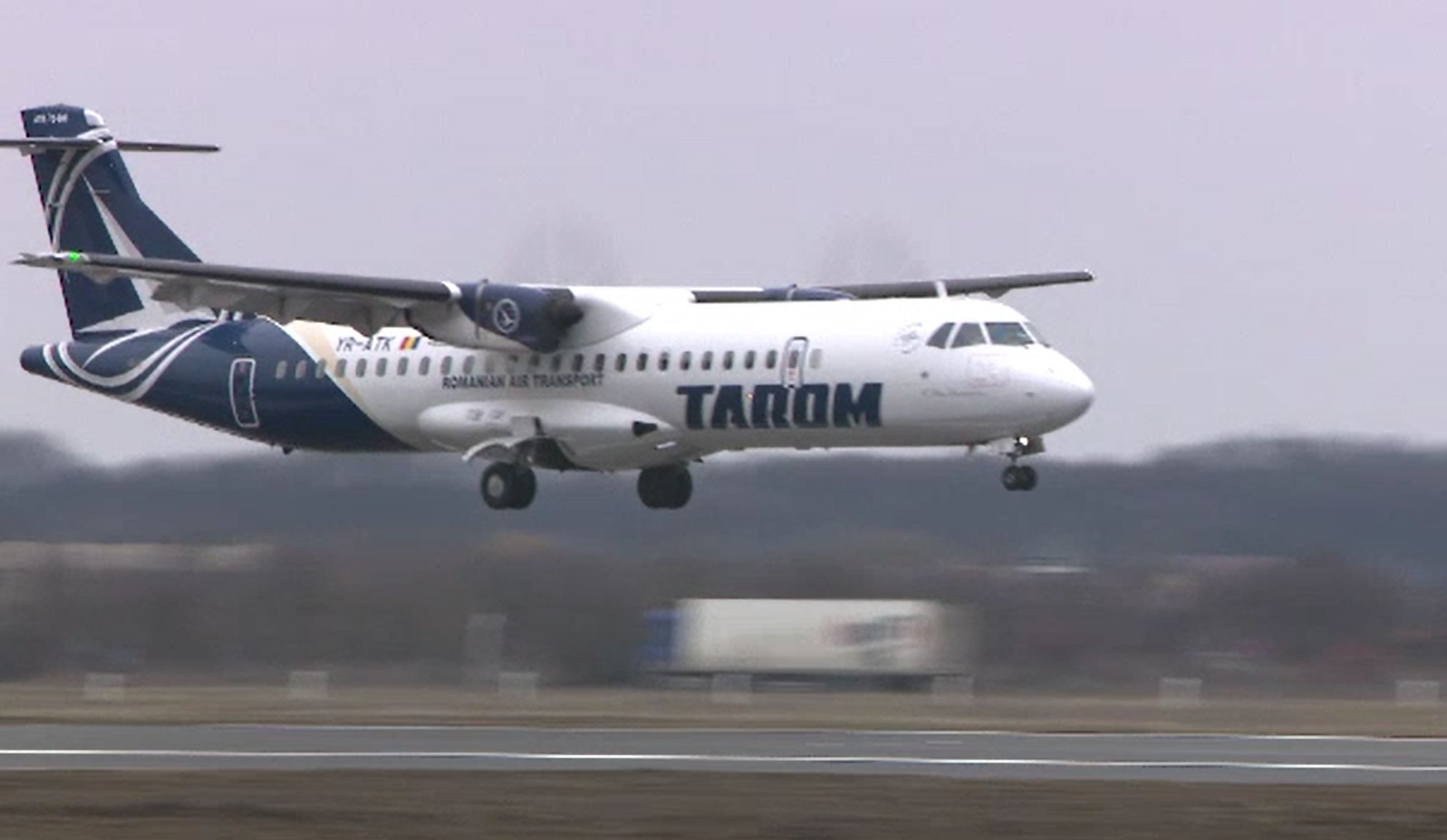 Pistă reparată în timp record pe aeroportul Otopeni, în ciuda problemelor financiare grave