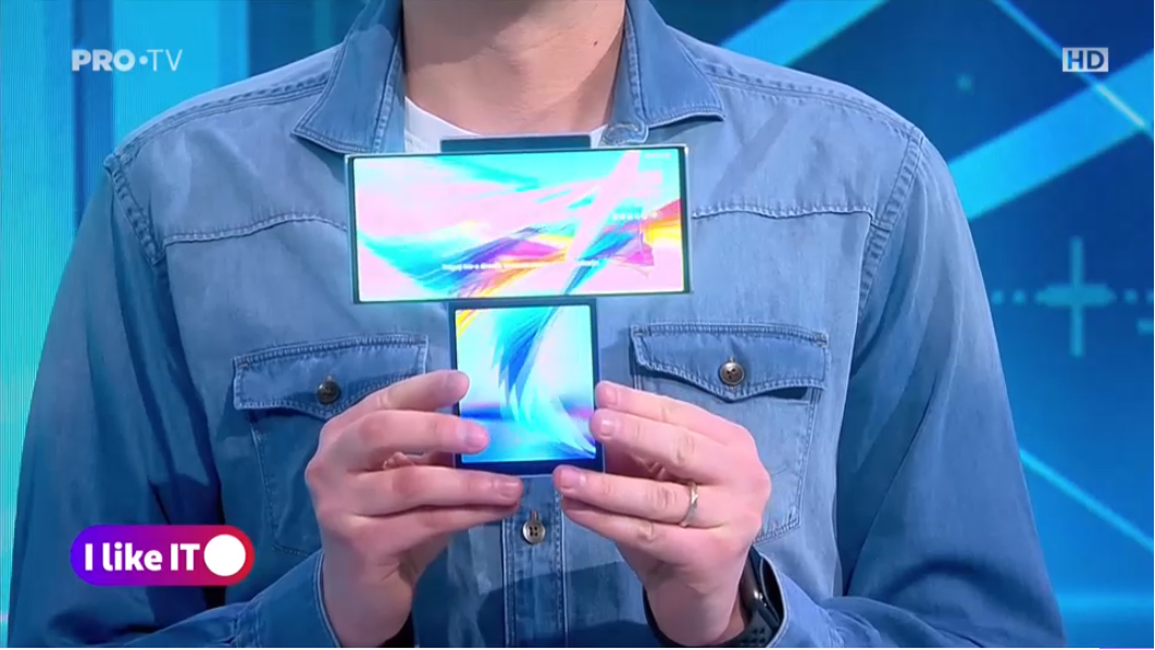 iLikeIT. Cele mai tari telefoane ale momentului. LG Wing, impresionant: are două ecrane
