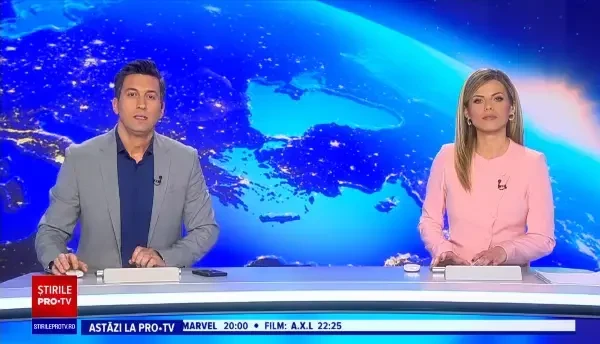 Imagini șocante în SUA. O tânără a căzut cu mașina de pe autostradă