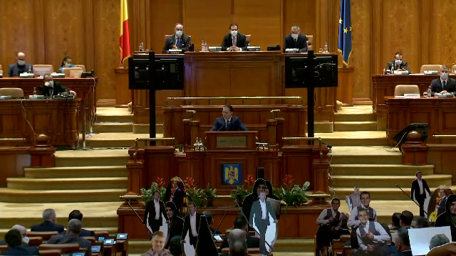 Bugetul pe 2021, pe ultima sută de metri. Ce prognoze au economiştii