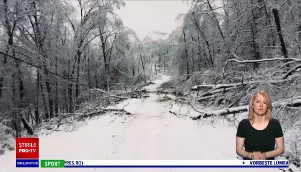 Frig și beznă în orașe întregi din SUA după furtuna de zăpadă. 58 de morți în Texas