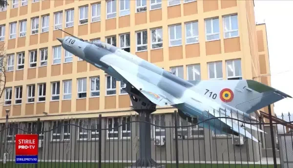 Focar de Covid-19 la Colegiul Militar din Alba Iulia. Zeci de elevi s-au infectat