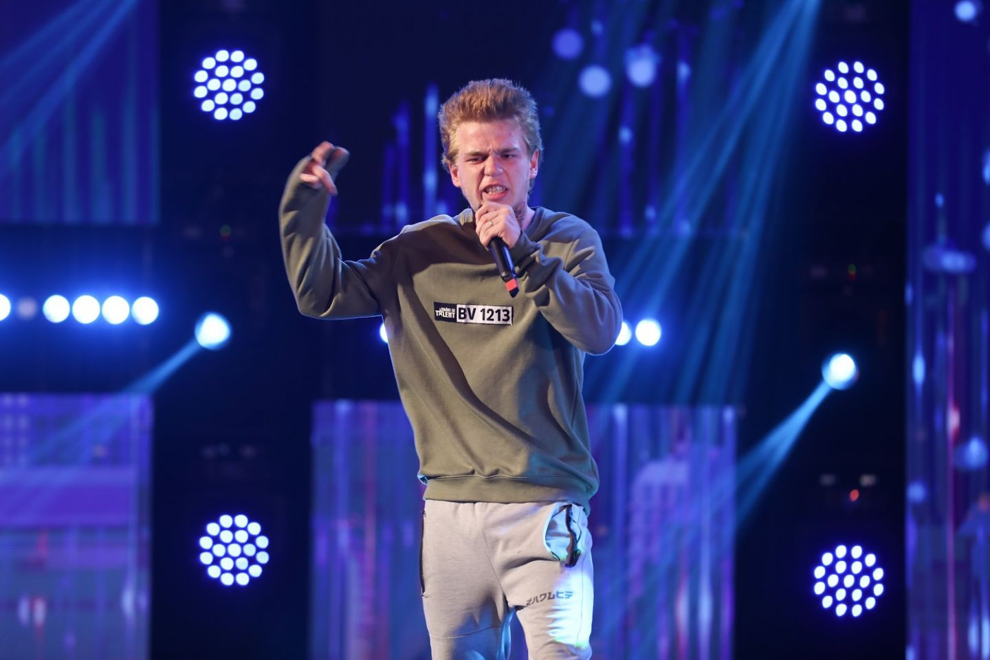 Nou Golden Buzz la „Românii au talent”. Povestea rapperului Gim, lăsat la orfelinat la 9 luni