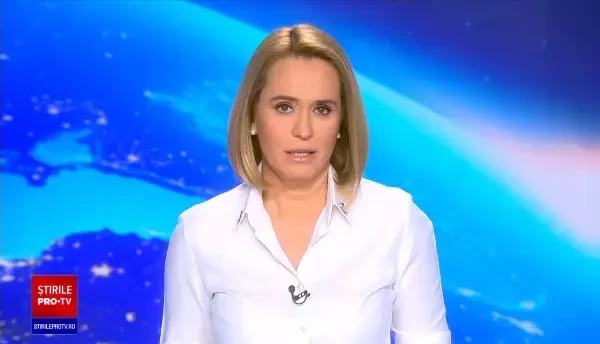 Ministrul Educaţiei a anunţat că nu interzice mărţişoarele şi florile în şcoli, invocând UNESCO