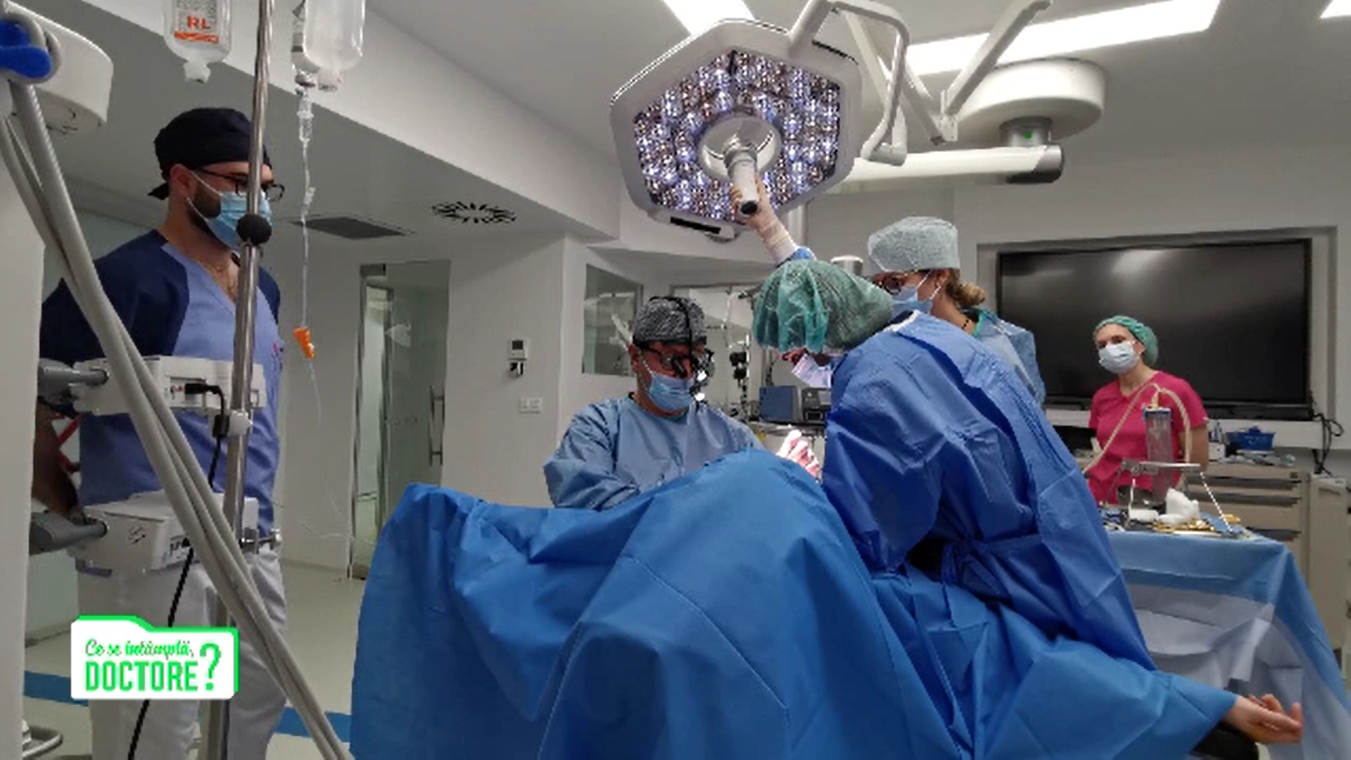 Cum se retensionează țesuturile din arhitectura feței fără să fie schimbată mimica. Explicațiile medicului chirurg