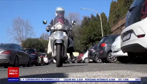 Actorii din Italia au trecut la ”teatro delivery”, după închiderea teatrelor. ”Livrăm hrană pentru suflet”