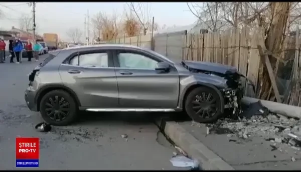 Primele declarații ale soferiței care a ucis două fete cu mașina. Spune că a strănutat înainte