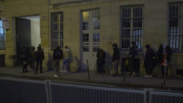 Oficialii francezi atrag atenția asupra sănătății psihice a tinerilor, afectați puternic de pandemie