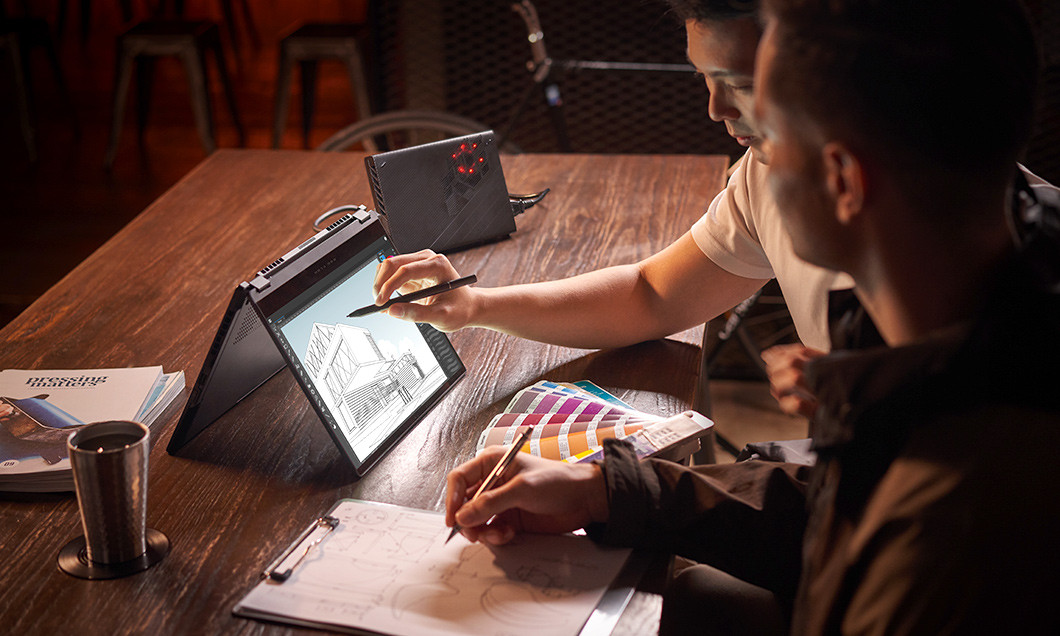 ASUS și-a c&acirc;știgat renumele de inovator printr-o serie de produse ce au ieșit din tiparul clasic, verificat deja de piață.