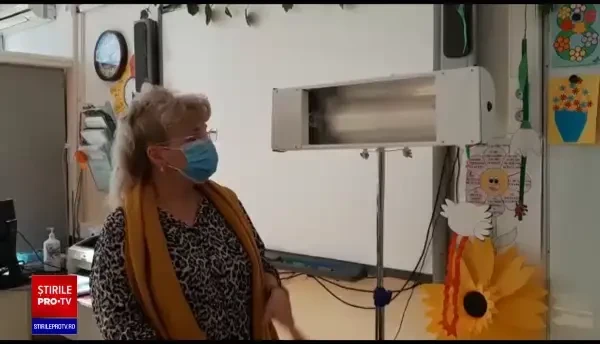 Ministerul Sănătăţii: Lămpile UV nu sunt recomandate pentru dezinfecția în școli şi nici pentru uz casnic