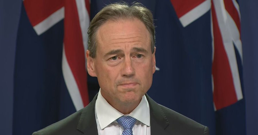 Ministrul Sănătății Australian, internat după ce s-a vaccinat antiCovid