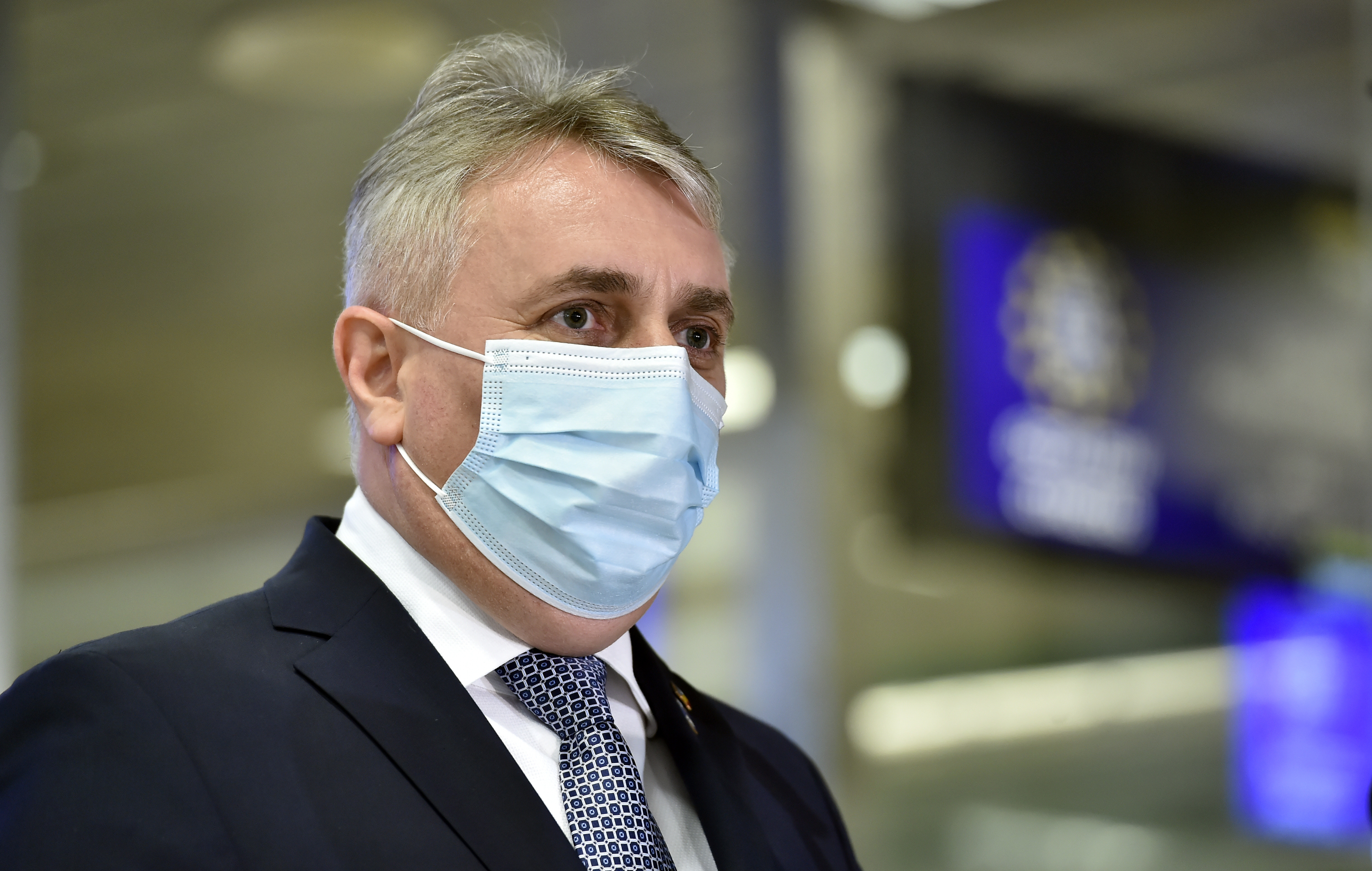 Reacția Ministrului de Interne, după protestele anti-restricții: O tentativă a unui grup minoritar