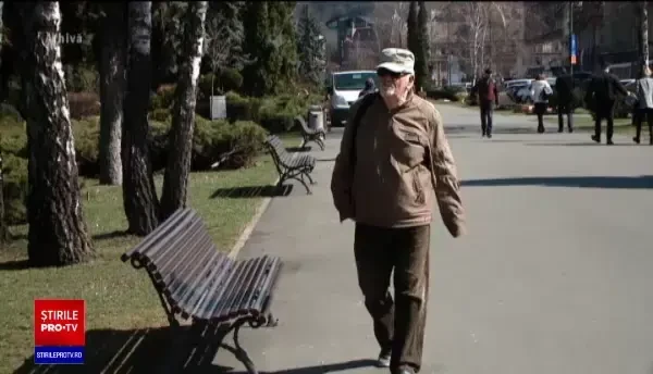 Pensia şi salariul nu vor mai putea fi cumulate la stat. Care sunt excepţiile