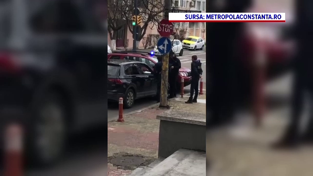 Inspectori vamali și polițiști, în cârdășie cu contrabandiștii. Ce au introdus ilegal în România