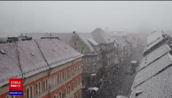 Ninsori abundente și ploi în mai multe regiuni. Există riscul producerii inundațiilor