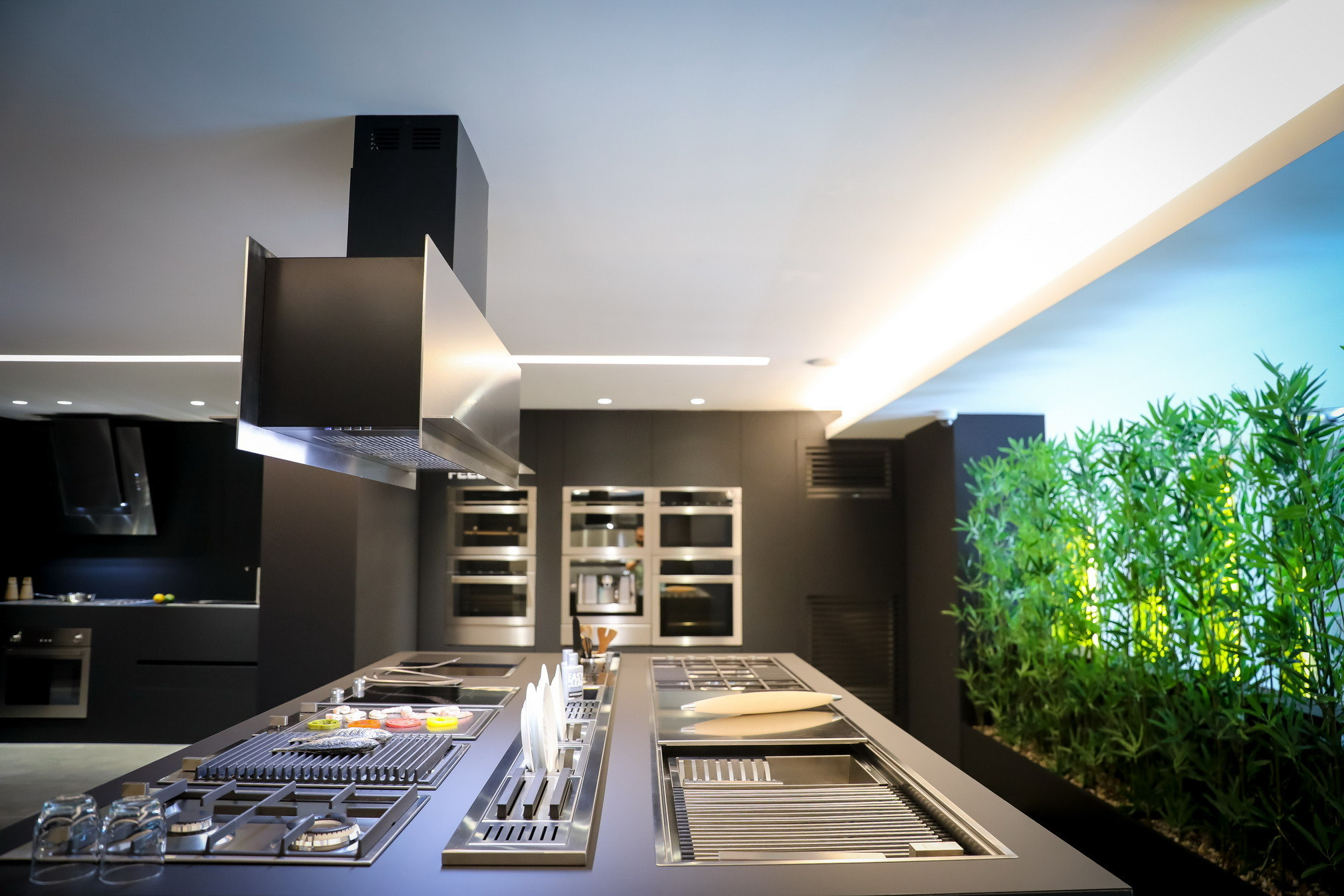 (P) Celebrul magazin de electrocasnice de lux TechStore.Ro caută parteneri de franciză!