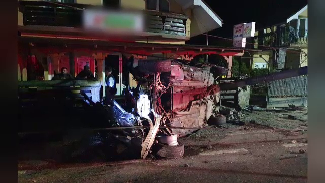 La doar 22 de ani, a intrat cu maşina într-un stâlp de curent şi a murit electrocutat