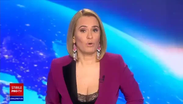 Marcel Ciolacu, cu un teanc de bani la piept, în timp ce vorbea despre criza fermierilor