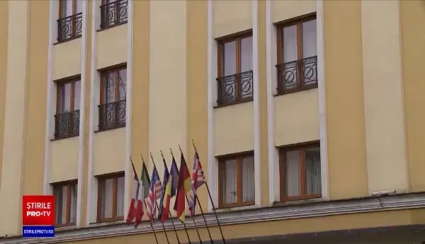 În lipsa turiștilor, unele hoteluri s-au transformat în spații destinate altor servicii care aduc un venit constant