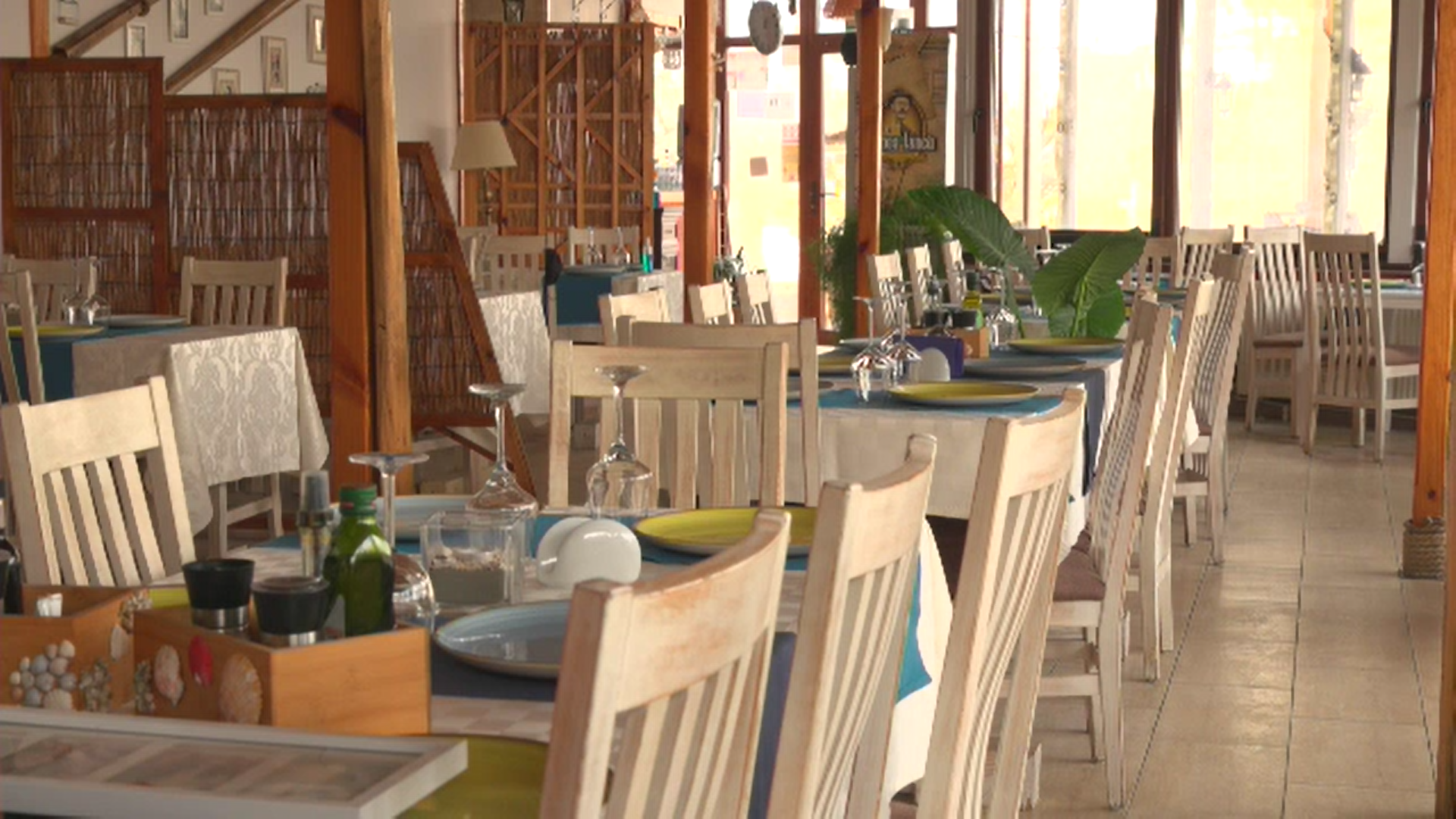 Cum reușesc să supraviețuiască restaurantele cu specific pescăresc de la malul mării, pe timp de pandemie