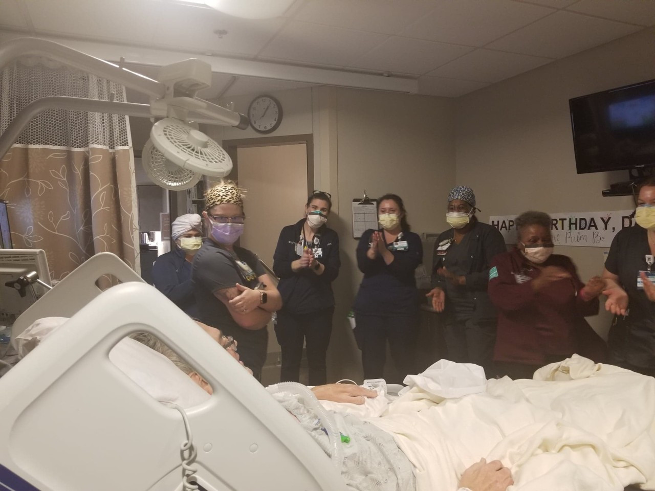 Un american s-a trezit din comă după 7 săptămâni și și-a anulat înmormântarea