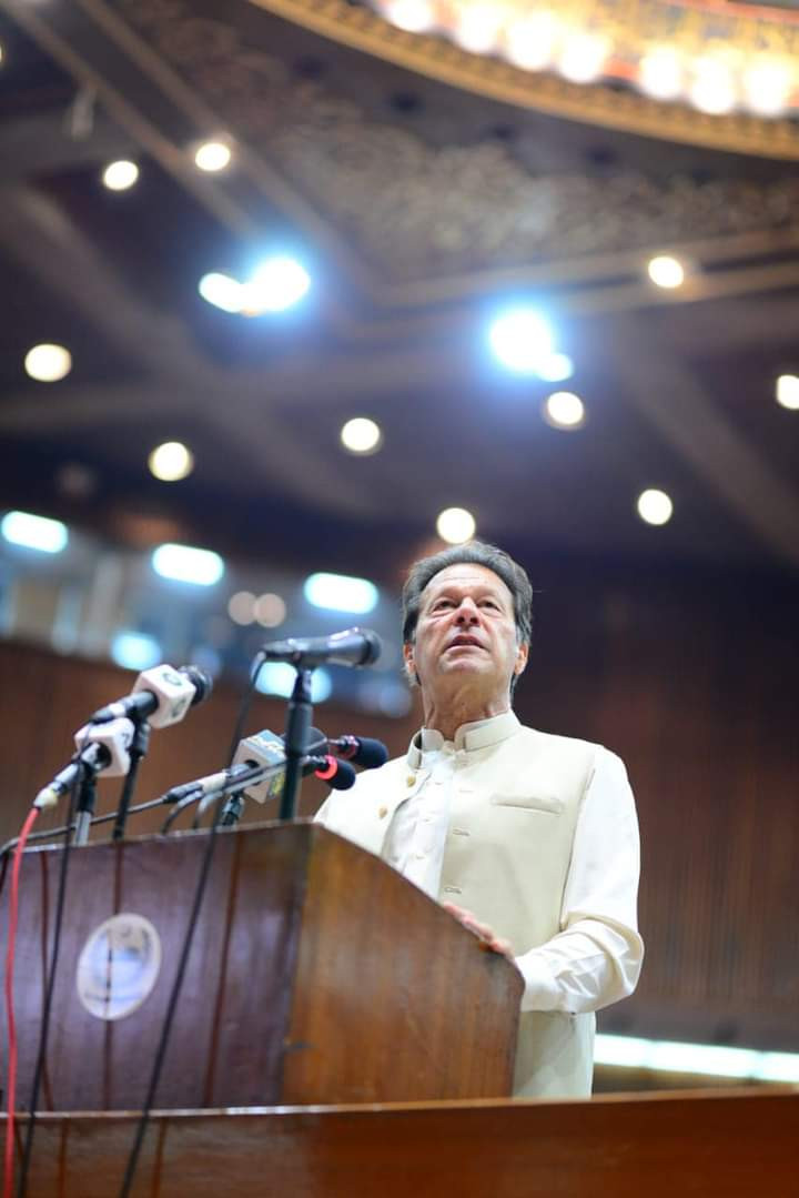 Premierul Pakistanului, infectat cu Covid-19 la două zile după ce a fost vaccinat