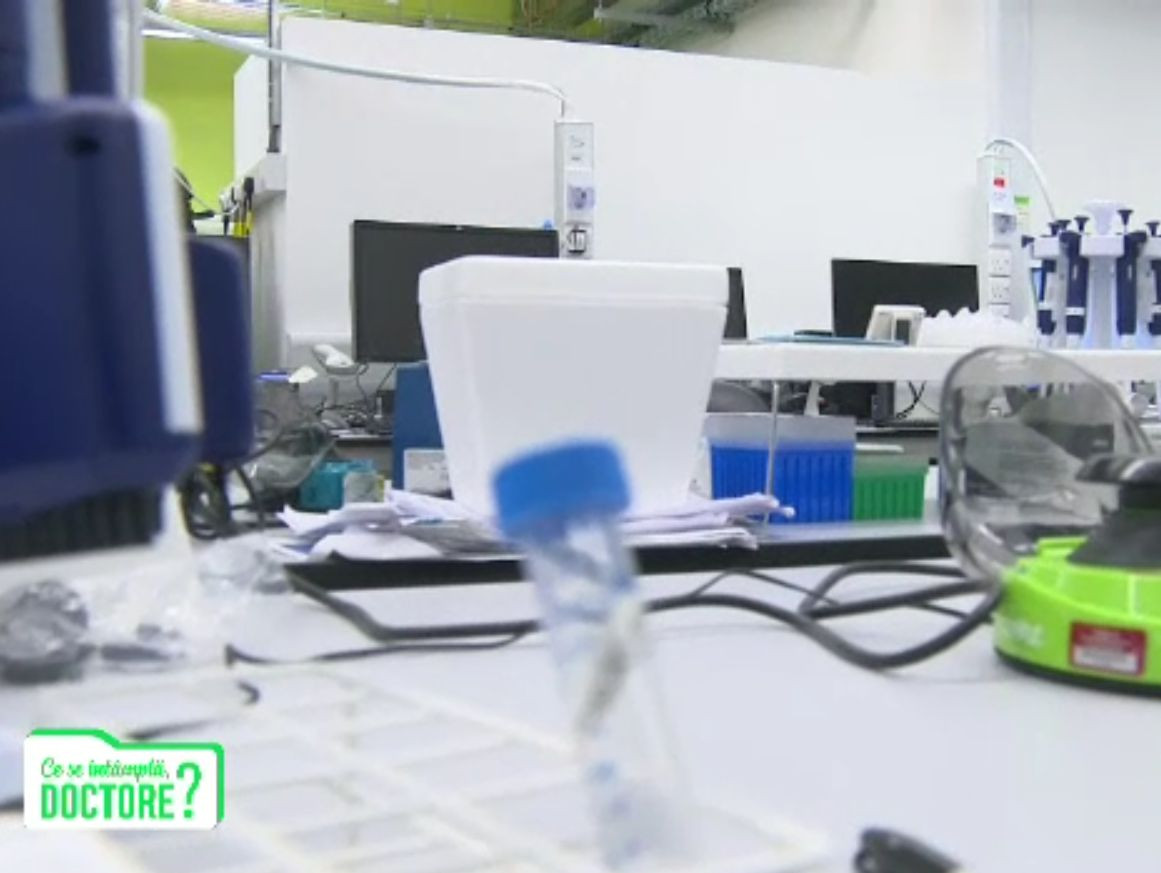 De ce ne plac chipsurile și ciocolata. Pericolul din pungă și cum se raportează acesta la un adolescent