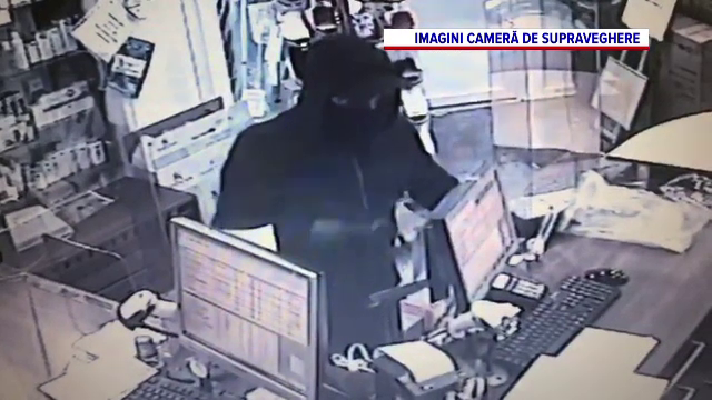 Un individ de 26 de ani care a tâlhărit o farmacie a fost prins de polițiști
