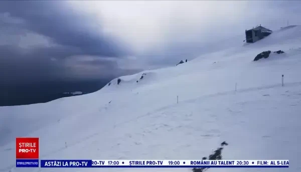 Iarna nu se dă dusă de pe pârtiile din Sinaia. ”Este distracție și este respect peste tot”