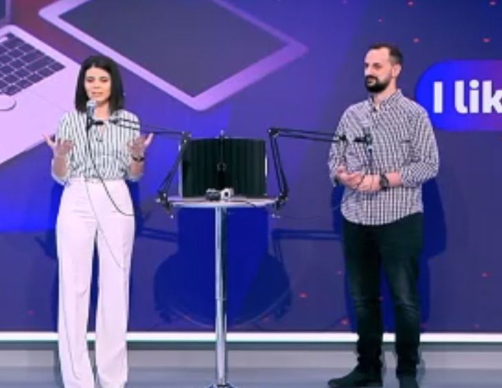 ILikeIT. Cum să-ți faci podcast de acasă, cu aparatura potrivită. „Totul începe de la o voce”