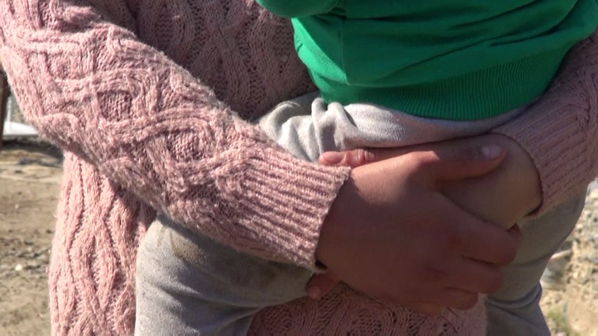 Un bărbat din Buzău riscă 7 ani de închisoare pentru că şi-a răpit copilul din braţele mamei sale