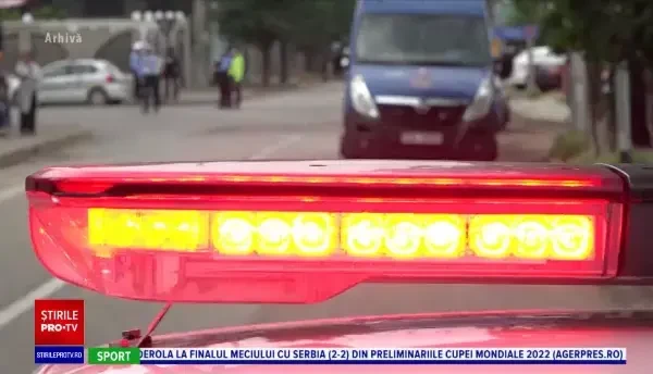 Poliţist agresat de localnici în Murgeni, după ce a încătuşat un minor care nu respecta arestul la domiciliu