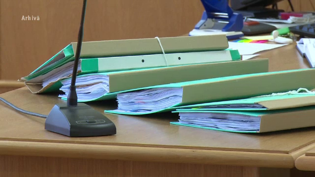 Un fost grefier din Botoșani, condamnat la închisoare. A oferit informații secrete unor infractori