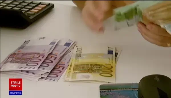 Euro a ajuns la un nou maxim istoric în raport cu leul